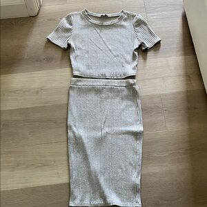 Gray Ribbed Knit Skirt by